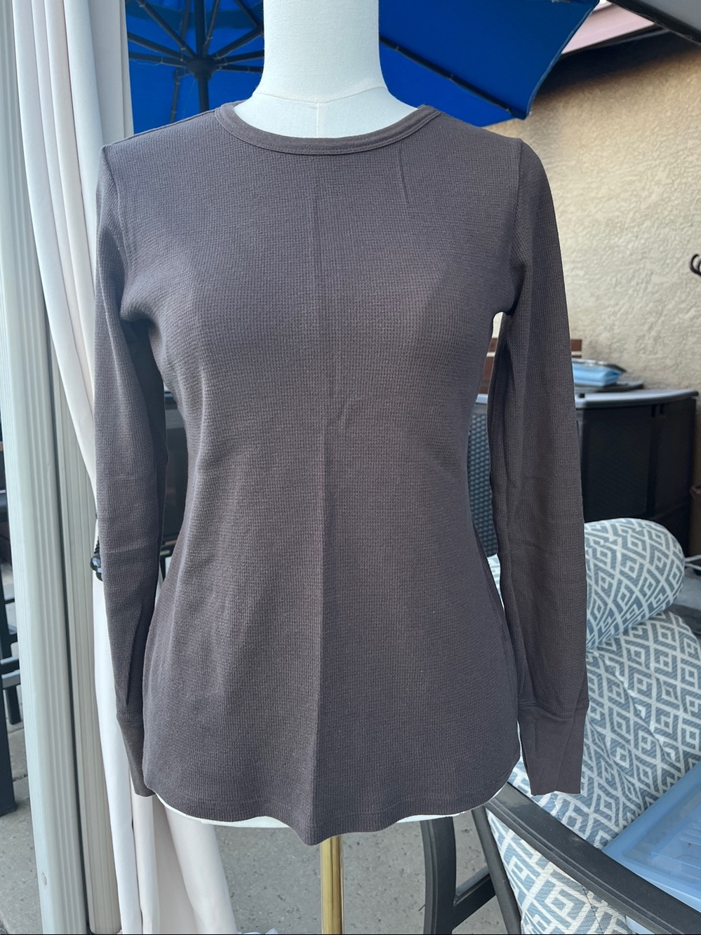 Old Navy Brown Long-Sleeve Crewneck Top